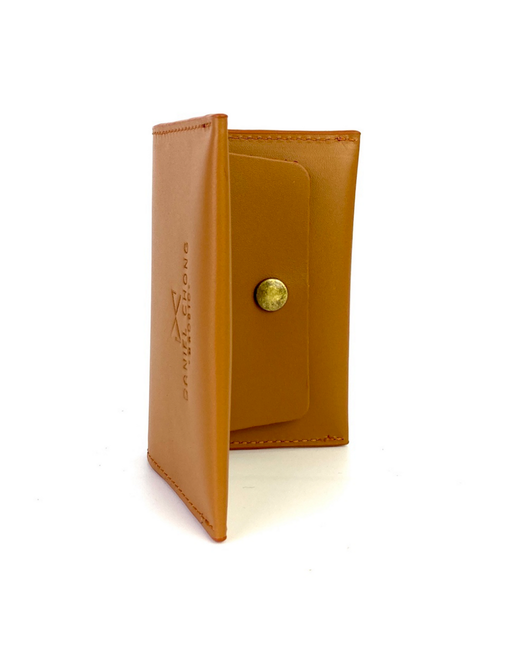 Tarjetero con monedero Daniel Chong marrón