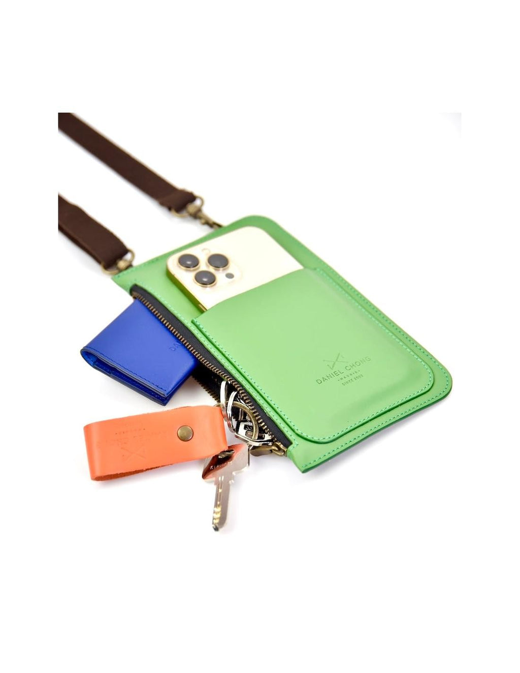 Daniel Chong Phone Sling Verde