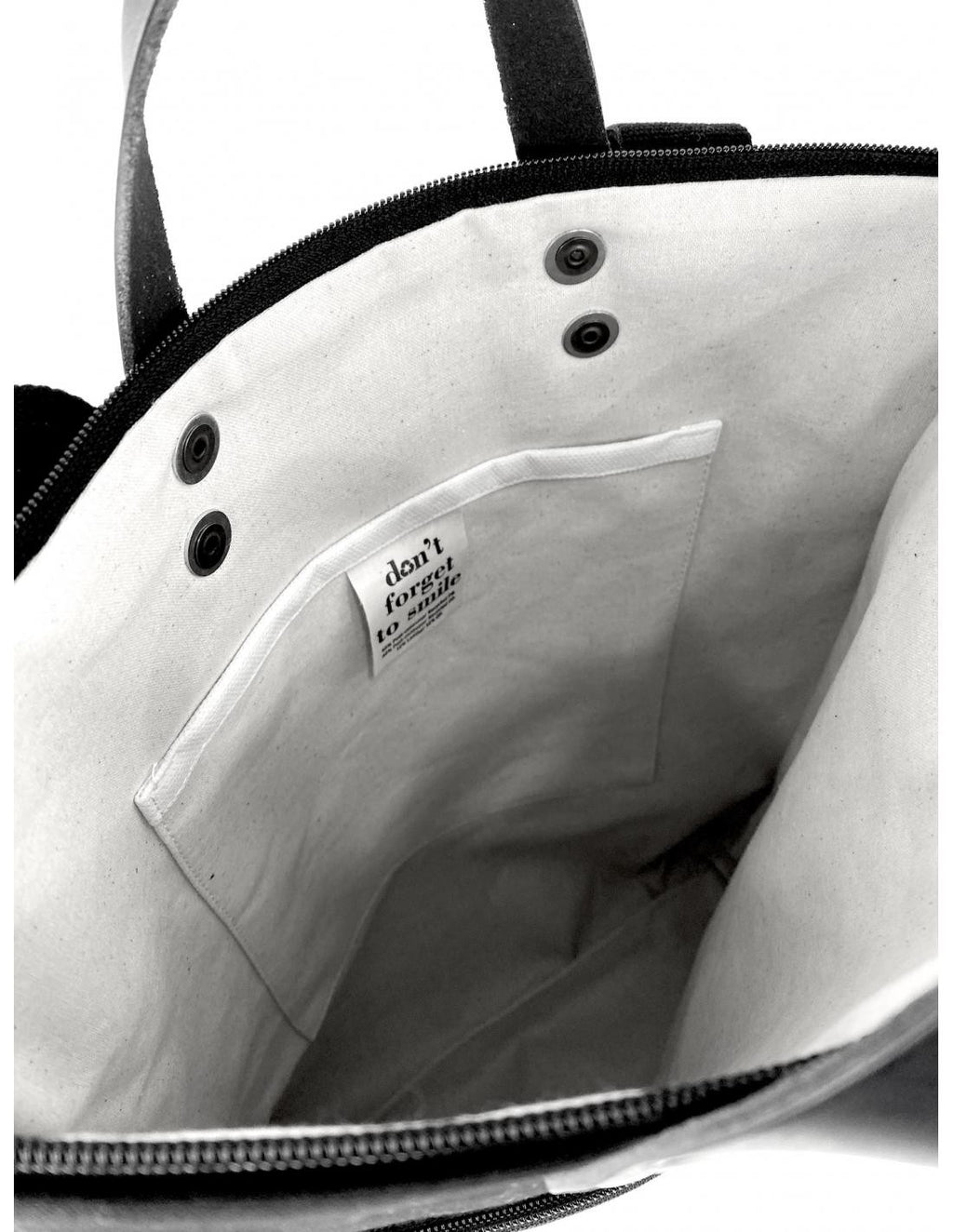 Mochila Daniel Chong Book Holder Cuadrada