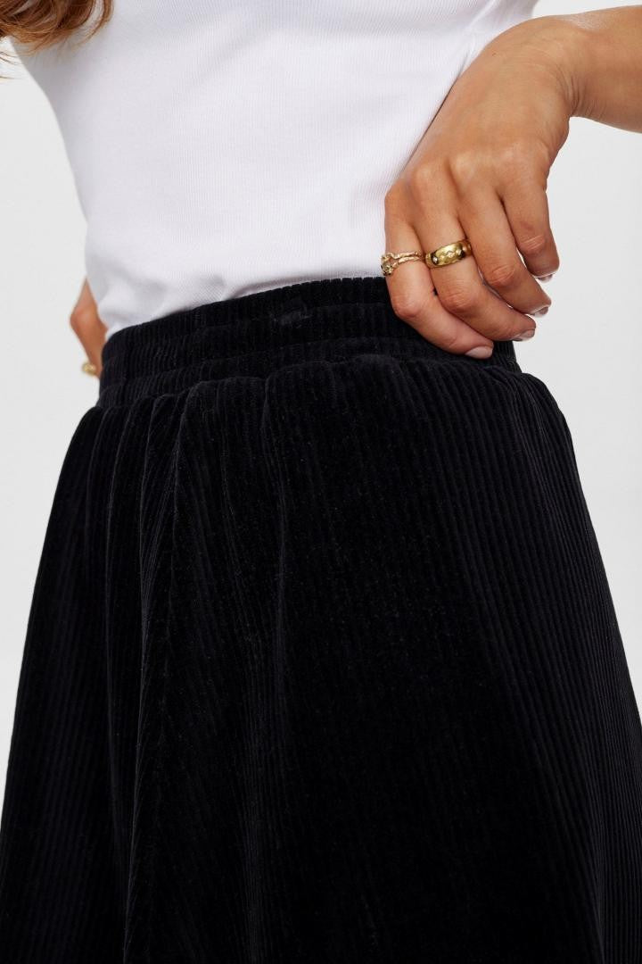 Falda Nümph Nuselma Skirt Caviar