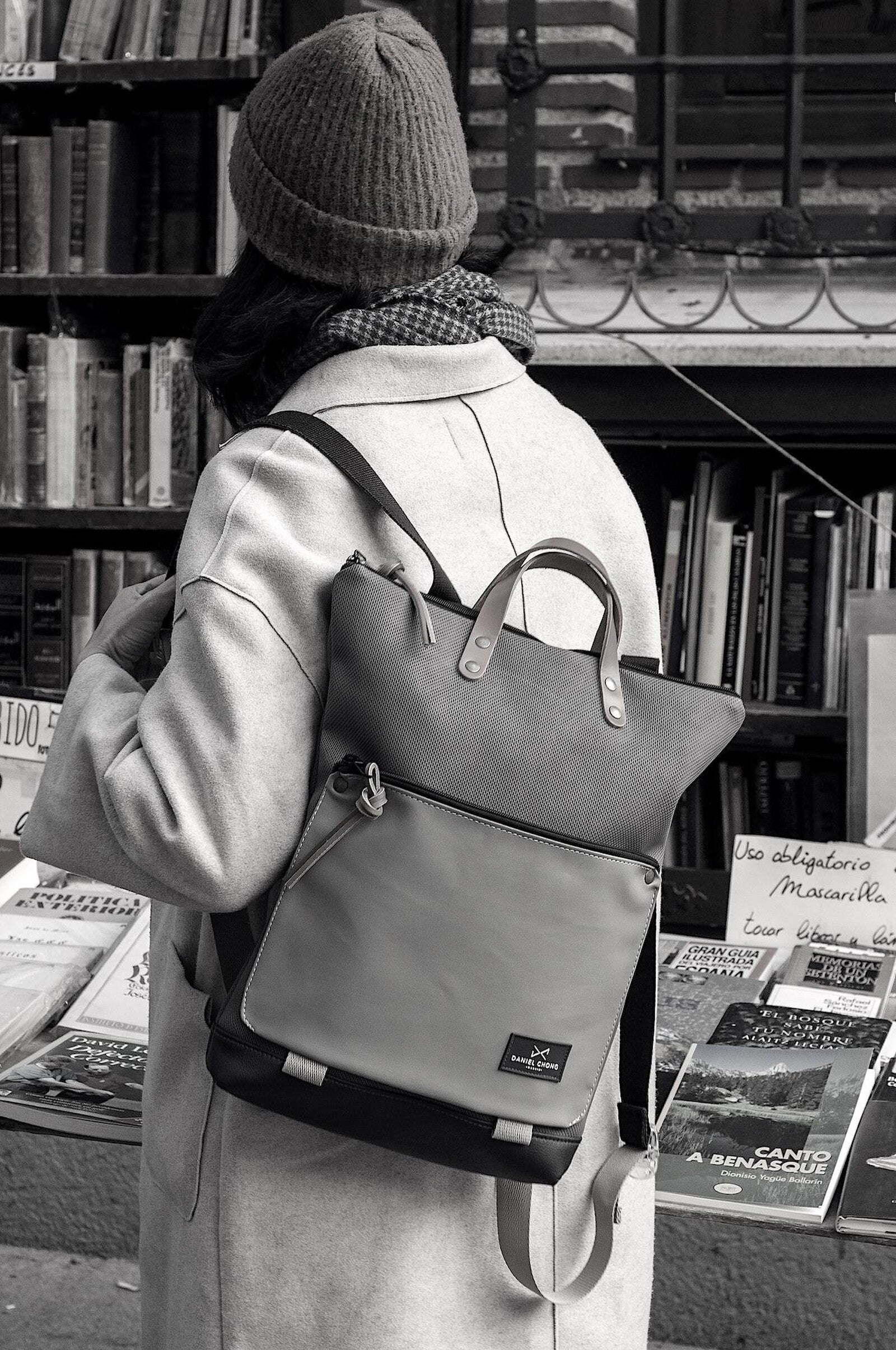 Mochila Daniel Chong Book Holder ICONIC impermeable DZ