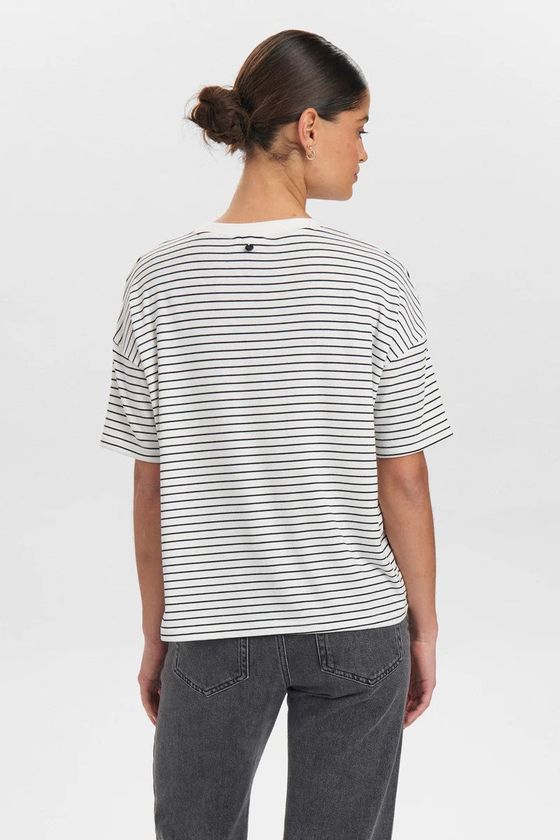 Camiseta Nümph Nubriery T-Shirt Cloud Dancer