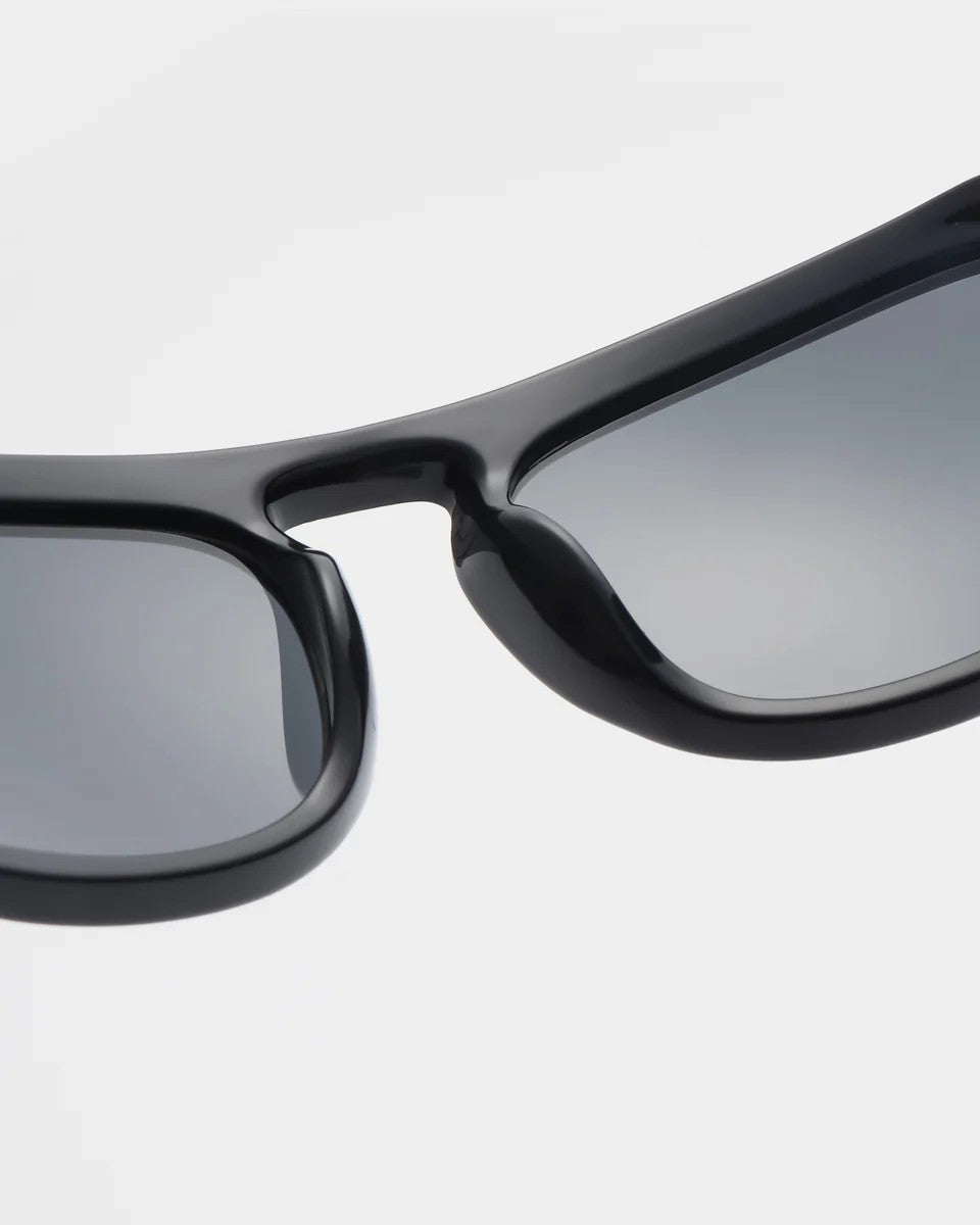 Gasfas de Sol A.Kjaerbede Max Black