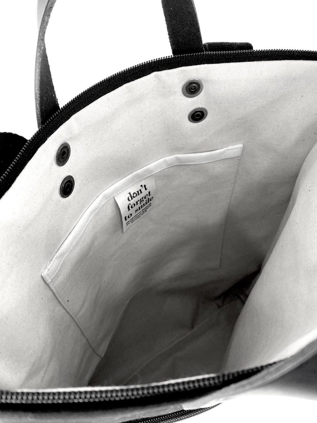 Mochila Daniel Chong Book Holder Iconic impermeable DZ