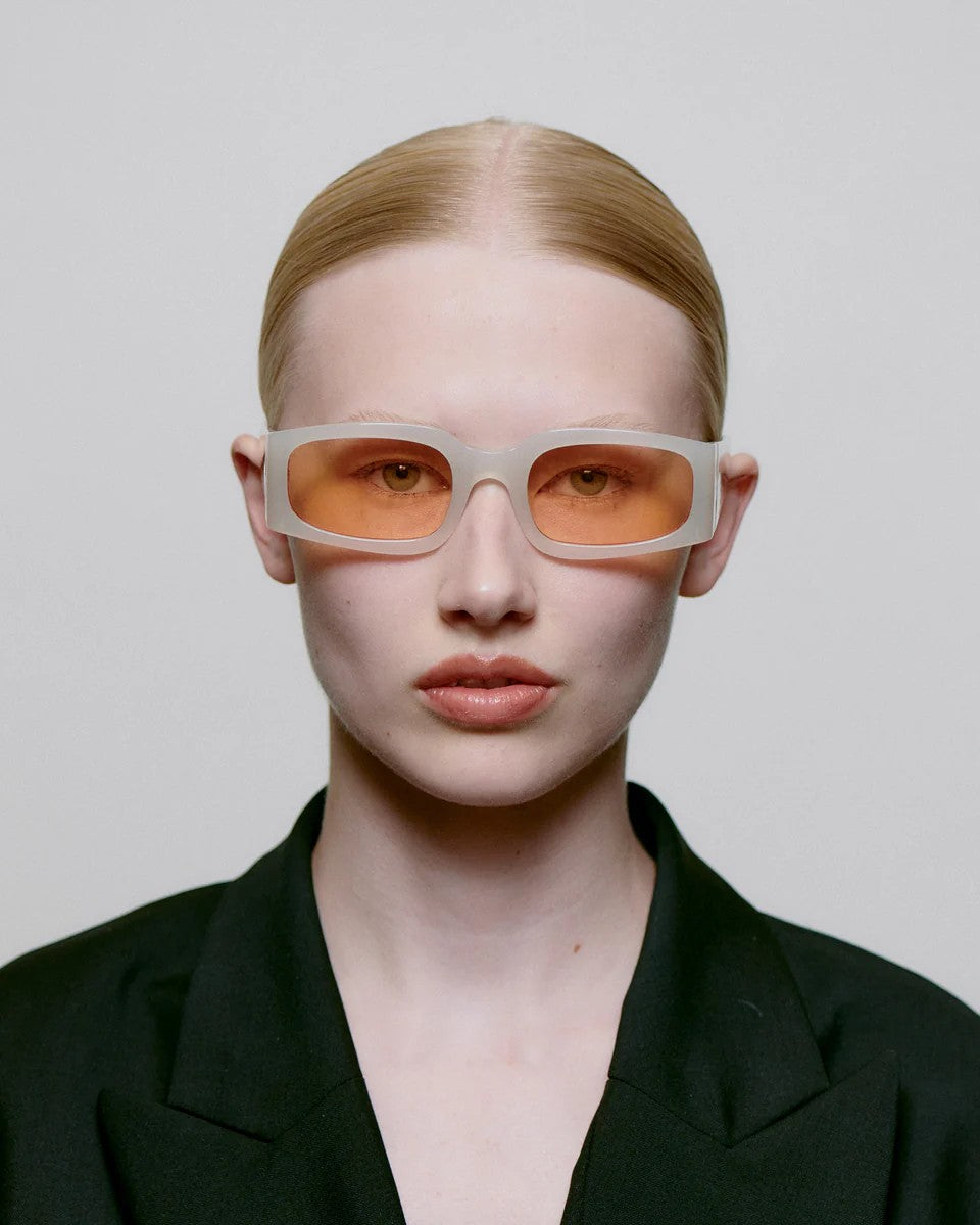A.Kjaerbede Alex Cream bone, Gafas de sol