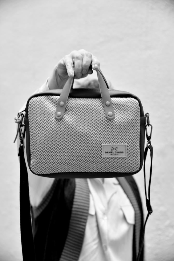 Bandolera Daniel Chong Urban Box con asas Parole