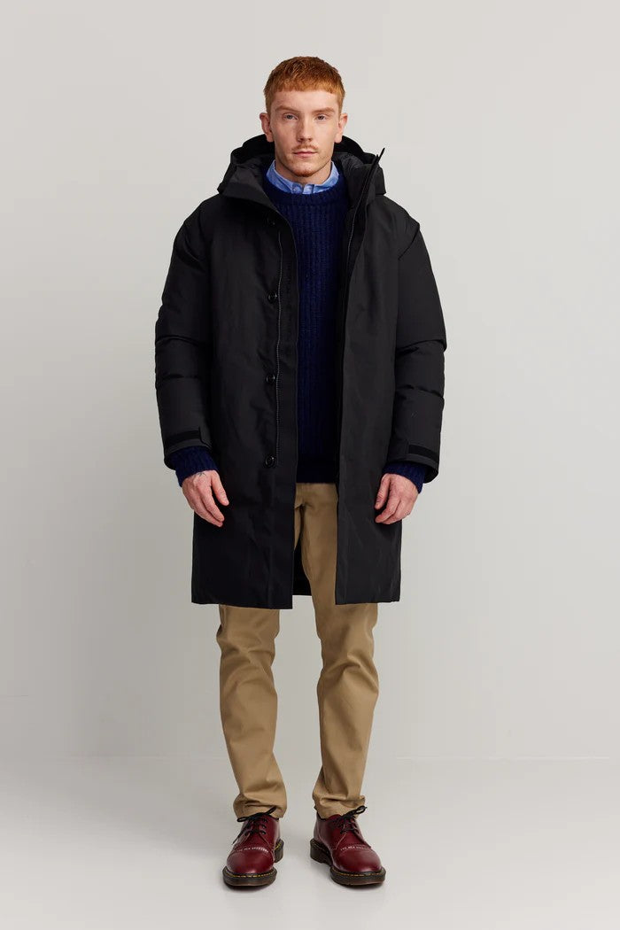 Abrigo Makia Monollith Jacket Negro